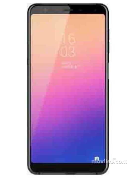 スマートフォン本体 hisense a6 Hisense A6 発表、2画面(6.01型 有機EL＋5.61型 電子ペーパー)搭載の