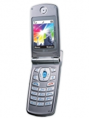 LG W7020