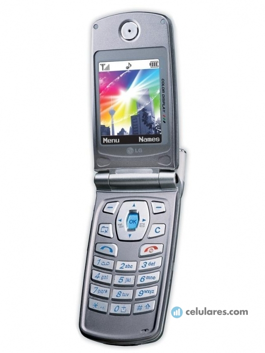 LG W7020